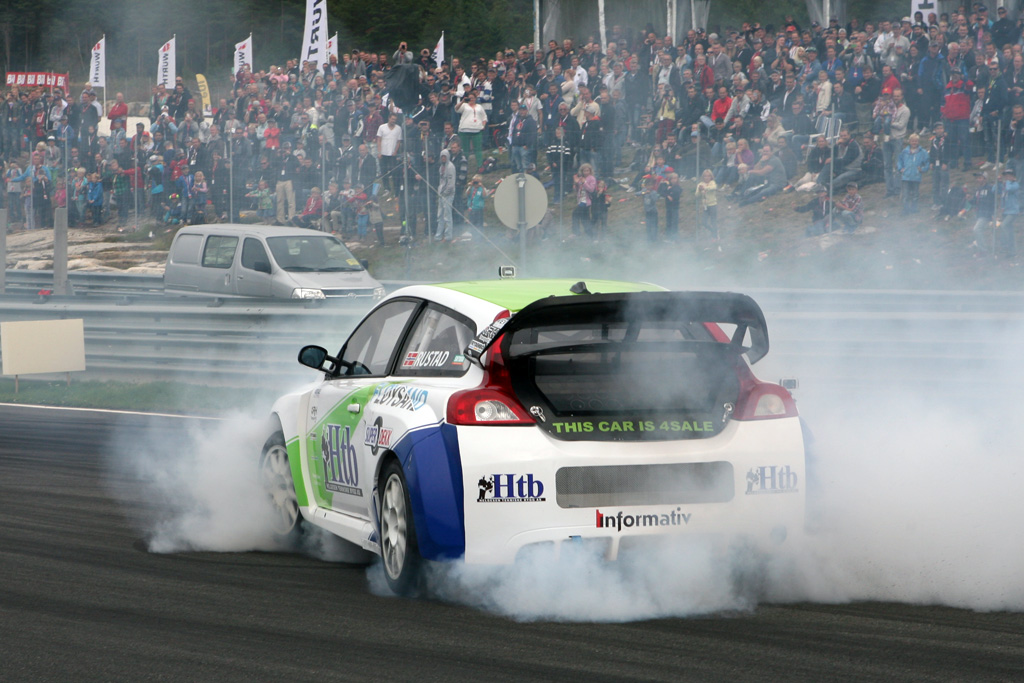 Showkørsel med Tommy Rustad.
(Foto: Motorsporten.dk)